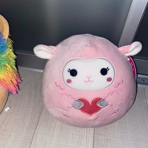 Lala squishmallow